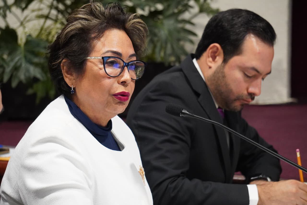 Delia González Cobos