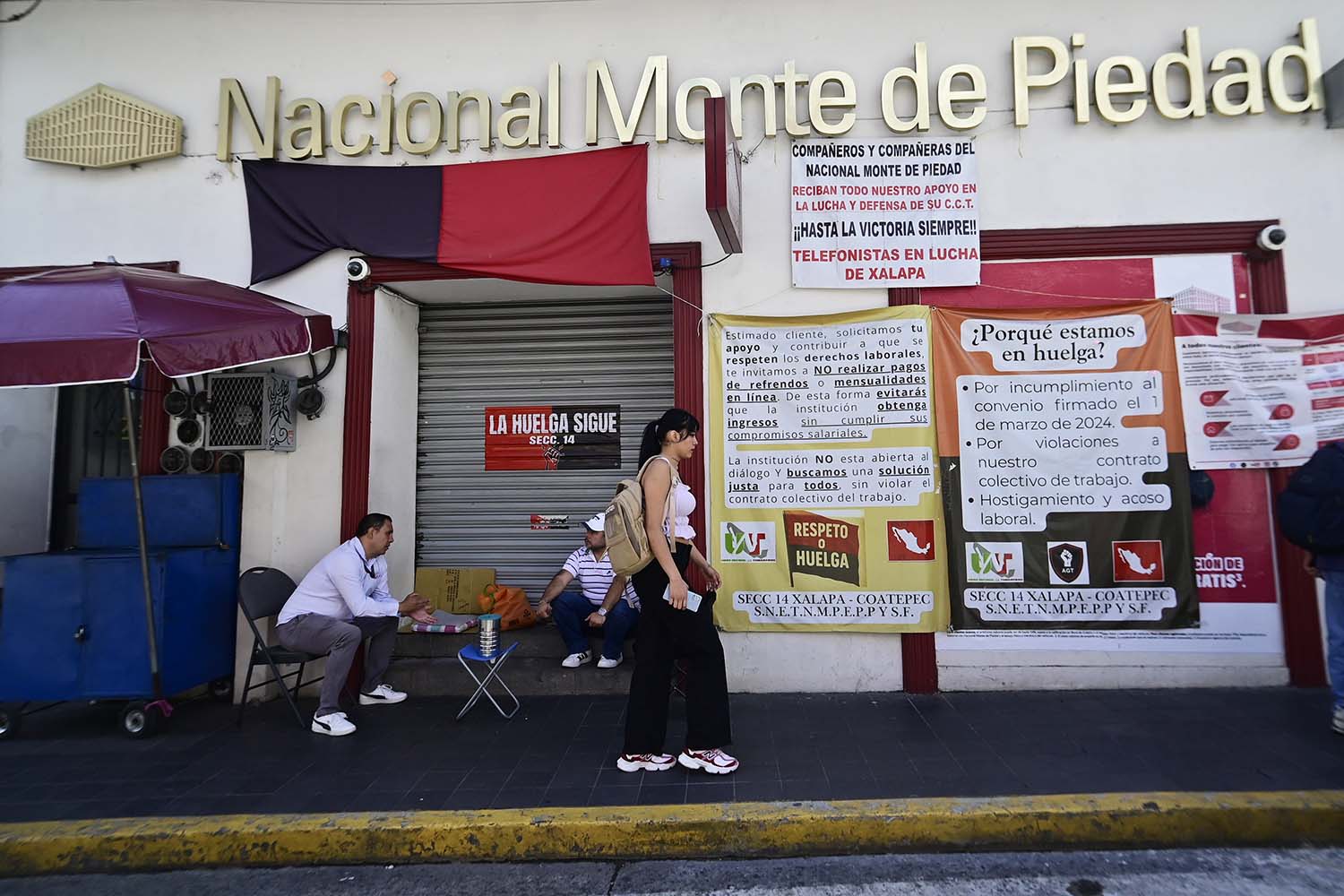 A casi un año y se mantiene la huelga en las sucursales del Nac